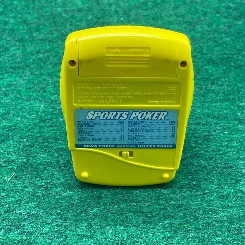 Radica Sports 3414 Sports Draw & Deuces Poker 2 IN 1 Handheld Electronic Game - Picture 2 of 2